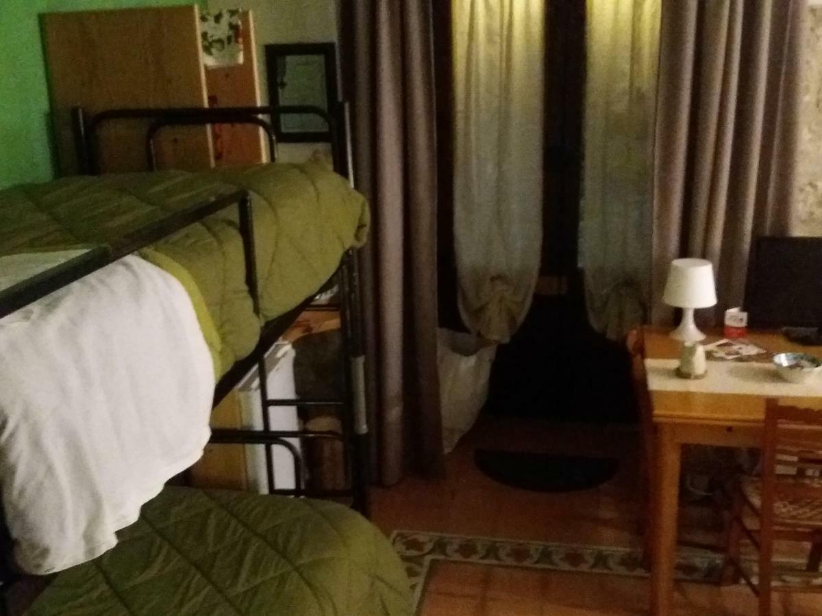 La Casa Del Pittore Di Petralia Petralia Soprana Bagian luar foto